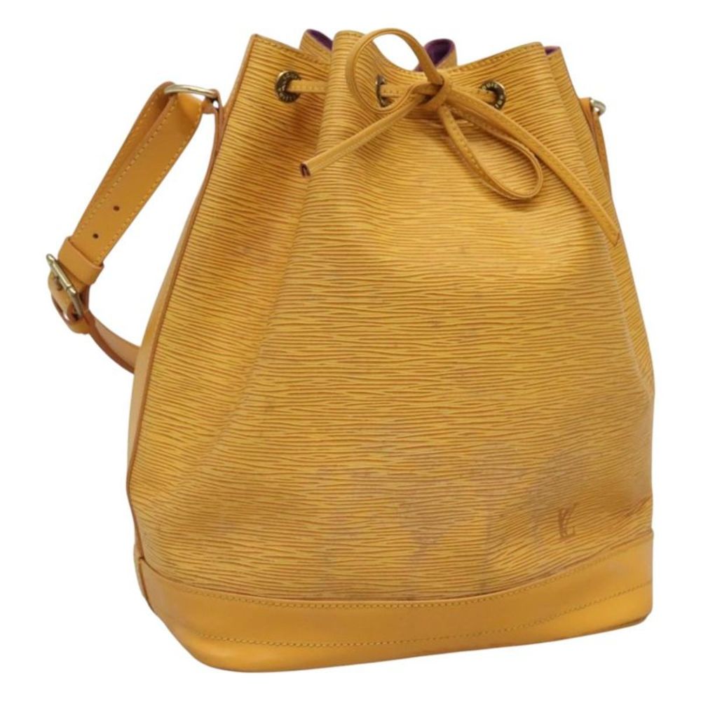 Louis Vuitton Noé Yellow Leather Shoulder Bag (Pre-Owned) - Picture 15 of 16